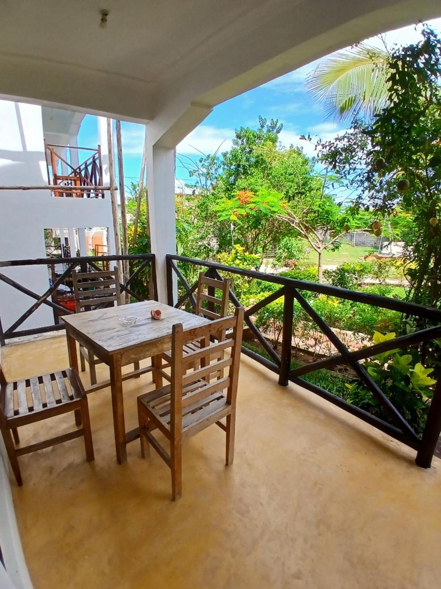 Villa Majani Breeze à Nungwi Extérieur photo